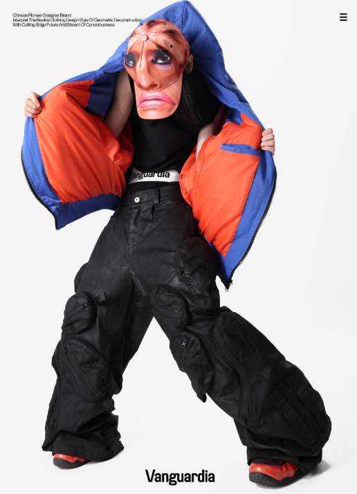 Vanguardia  Multi-Pocket Cargo Pants