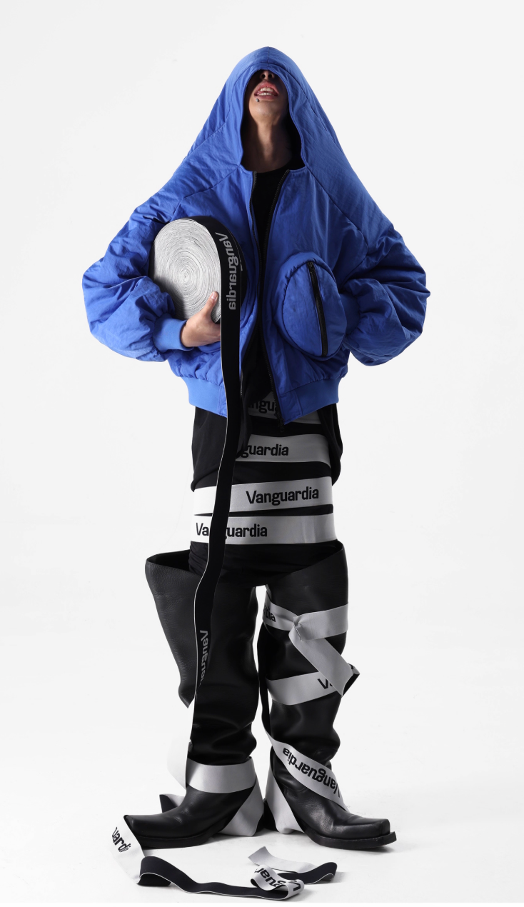 Vanguardia 3M Thinsulate Multi-pocket Coat