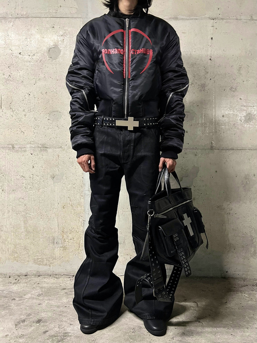 REBEL WAVE25FW "Ж" Shaped Zipper Oversized Sleeve Jacket
